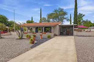 942 S Abrego Dr, Green Valley, AZ 85614 - Photo 1