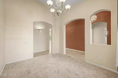 7485 W Victory Court, Tucson, AZ 85743 - Photo 5