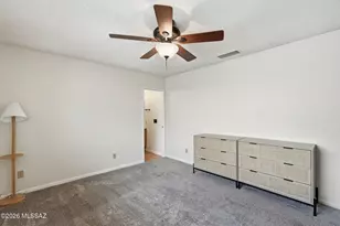 811 S Chimney Canyon Dr, Tucson, AZ 85748 - Photo 19