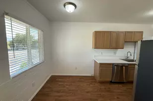 1518 E Hedrick Dr, Tucson, AZ 85719 - Photo 9