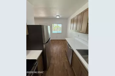 1518 E Hedrick Drive #M, Tucson, AZ 85719 - Photo 13