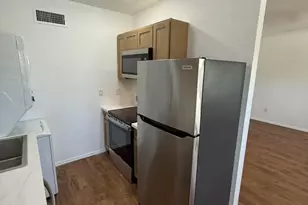 1518 E Hedrick Dr, Tucson, AZ 85719 - Photo 11