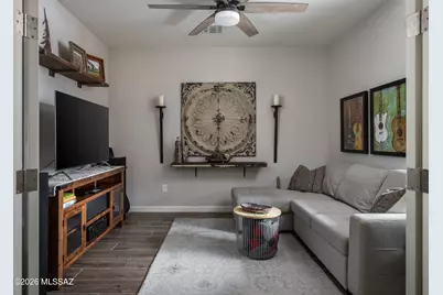 11981 N Silver Village Place, Oro Valley, AZ 85737 - Photo 17
