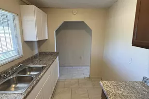 365 W 33rd St, Tucson, AZ 85713 - Photo 11