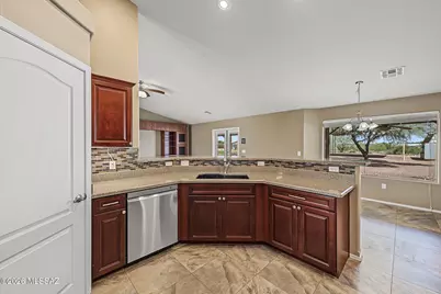 15816 W Sandy Street, Marana, AZ 85653 - Photo 17