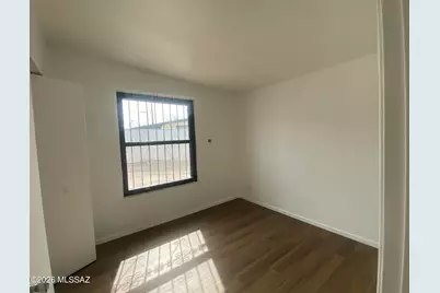 942 W Connecticut Drive, Tucson, AZ 85706 - Photo 13