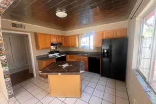 1605 S Marmora Ave, Tucson, AZ 85713 - Photo 1