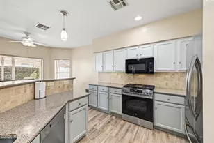 8408 N Poudre Dr, Tucson, AZ 85743 - Photo 15