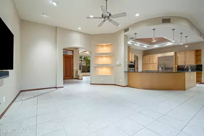 6882 E Desert Wind Court, Tucson, AZ 85750 - Photo 15