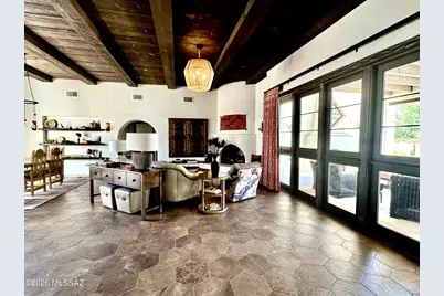 660 W Golf View Drive, Tucson, AZ 85737 - Photo 13