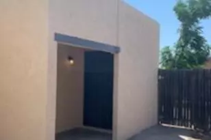 3865 N Tyndall Ave, Tucson, AZ 85719 - Photo 1