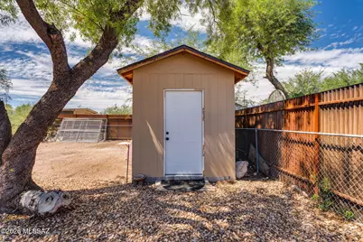 2743 N Cortez Place, Tucson, AZ 85705 - Photo 23