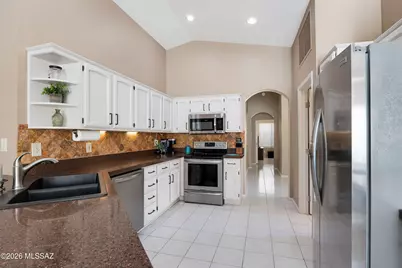 38080 S Elbow Bend Drive, Tucson, AZ 85739 - Photo 9