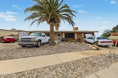 8617 E 4th Street, Tucson, AZ 85710 - Photo 1