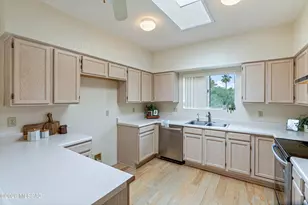 1457 W Calle Altamira, Green Valley, AZ 85622 - Photo 7