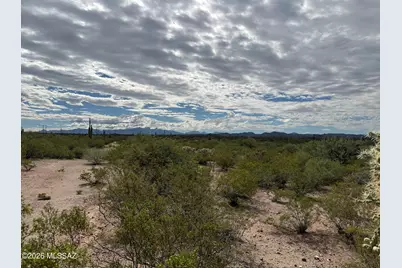 20452 N Oracle Road, Catalina, AZ 85739 - Photo 1
