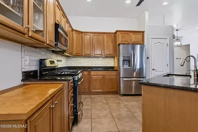 1060 E Mowry Wash Lane, Sahuarita, AZ 85629 - Photo 7