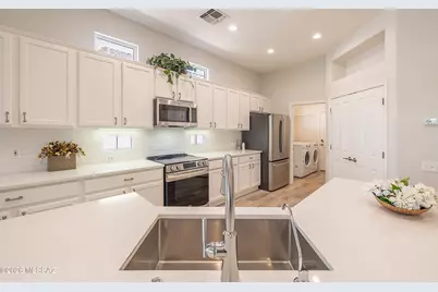 13365 N Sunset Mesa Drive, Marana, AZ 85658 - Photo 11