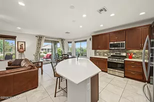 1417 E Claystone Dr, Green Valley, AZ 85614 - Photo 9