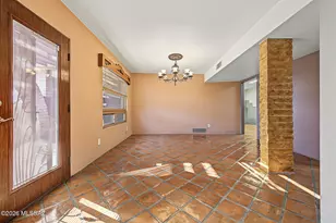 9282 E Indio Pl, Tucson, AZ 85749 - Photo 7