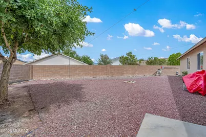 7045 E Fighting Falcon Place, Tucson, AZ 85730 - Photo 31