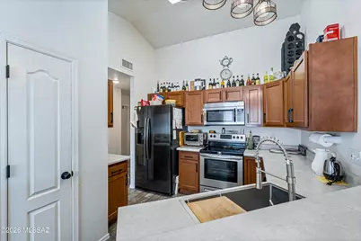 7045 E Fighting Falcon Place, Tucson, AZ 85730 - Photo 9