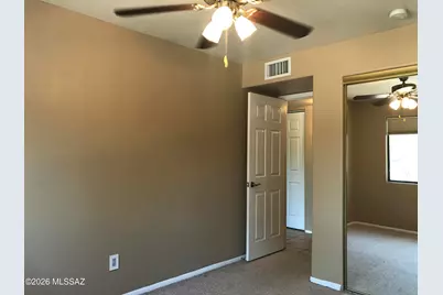 6672 E Calle La Paz #D, Tucson, AZ 85715 - Photo 11