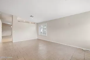 7048 W Kamelik Pl, Tucson, AZ 85743 - Photo 7