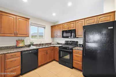 7048 W Kamelik Place, Tucson, AZ 85743 - Photo 9