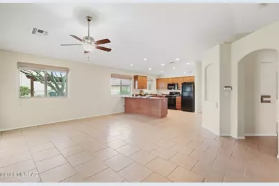 7048 W Kamelik Place, Tucson, AZ 85743 - Photo 15
