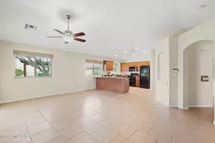 7048 W Kamelik Pl, Tucson, AZ 85743 - Photo 15