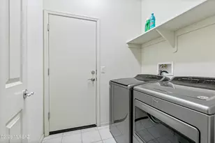 33701 S Presidio Pl, Red Rock, AZ 85145 - Photo 21