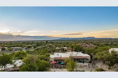 764 E Camino Diestro, Oro Valley, AZ 85704 - Photo 41