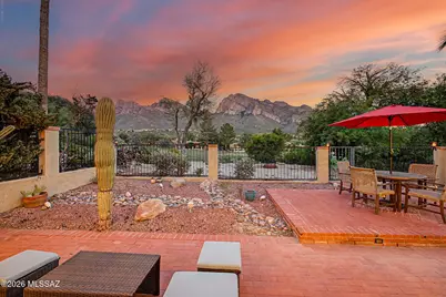 764 E Camino Diestro, Oro Valley, AZ 85704 - Photo 3