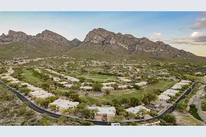 764 E Camino Diestro, Oro Valley, AZ 85704 - Photo 35