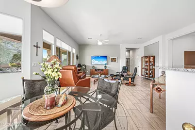 823 W Calle Artistica, Green Valley, AZ 85614 - Photo 21