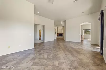 2448 N Barnwall Court, Tucson, AZ 85749 - Photo 9
