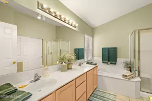 11167 N Desert Flower Dr, Tucson, AZ 85737 - Photo 19