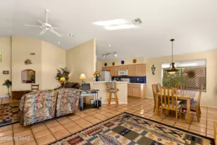 11167 N Desert Flower Dr, Tucson, AZ 85737 - Photo 7
