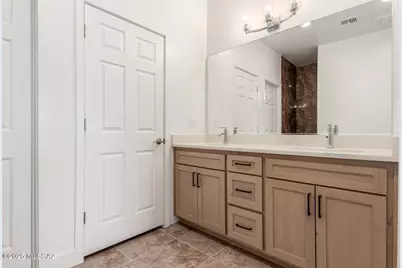 12636 N Hendricks Drive, Marana, AZ 85653 - Photo 15