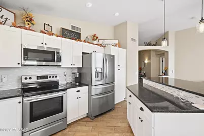 8604 N Cantora Way, Tucson, AZ 85743 - Photo 3