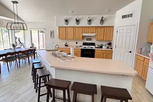 9740 E McAndrew Ct, Tucson, AZ 85748 - Photo 5