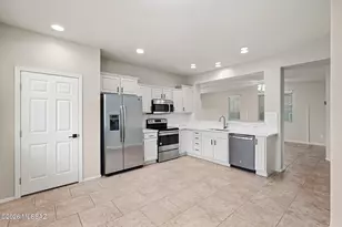10688 E Sanctuary Ridge Ln, Tucson, AZ 85747 - Photo 13