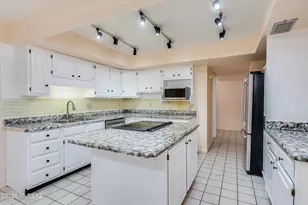 8449 E Agape Dr, Tucson, AZ 85715 - Photo 11