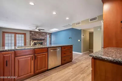 8726 E 28th Street, Tucson, AZ 85710 - Photo 13