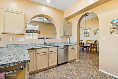2287 S Cliff Drive, Green Valley, AZ 85614 - Photo 11