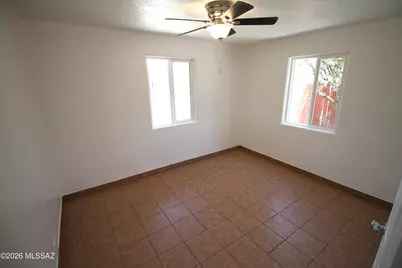 104 W District Street, Tucson, AZ 85712 - Photo 9