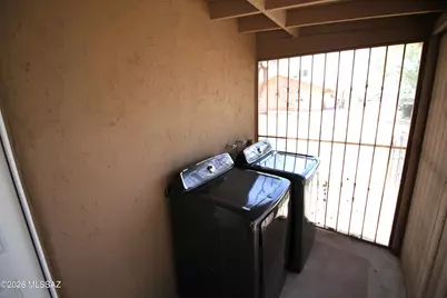 104 W District Street, Tucson, AZ 85712 - Photo 13