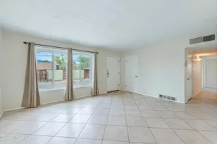 6102 E Bellevue St, Tucson, AZ 85712 - Photo 3