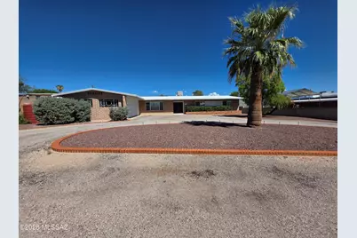 5725 E 8th Street, Tucson, AZ 85711 - Photo 1